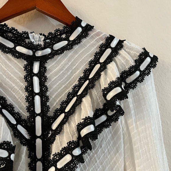 Beautiful Shirt - Picture 1 of 7